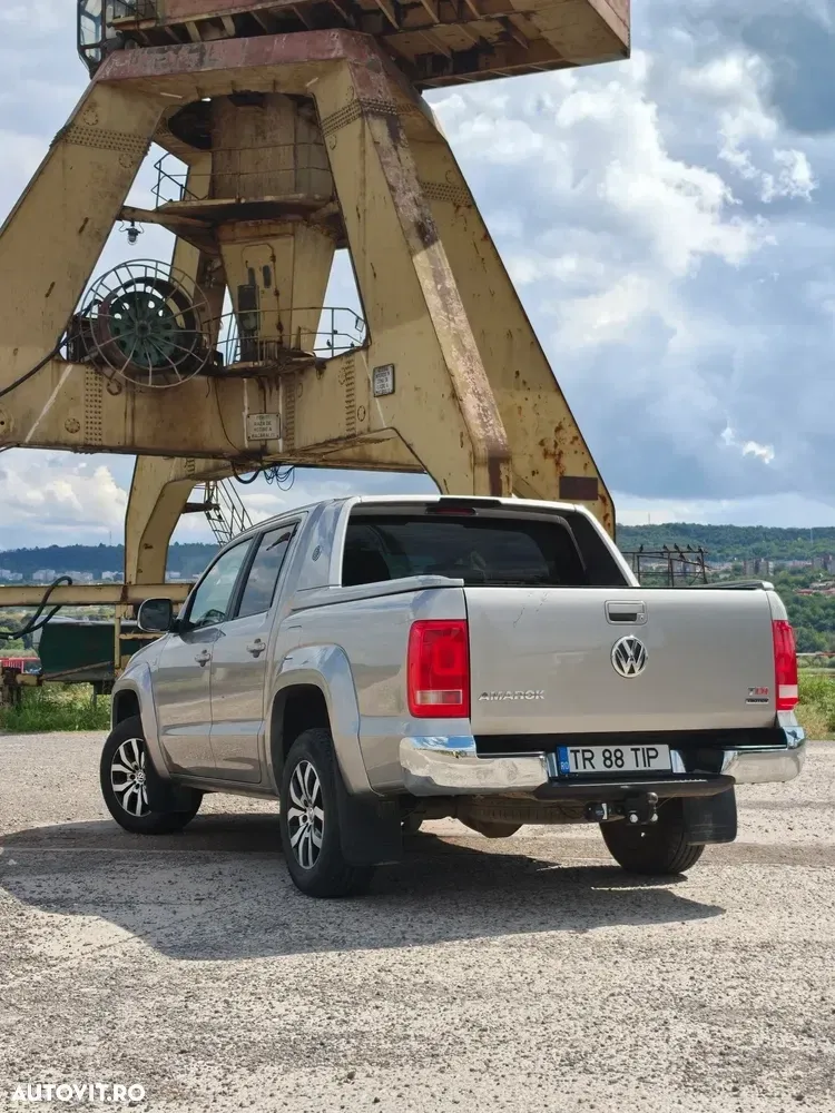 Volkswagen Amarok 2.0 BiDI 4x4 Cabina Dubla Highline Aut. — imagine 4