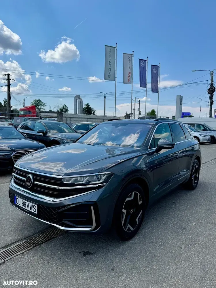 Volkswagen Touareg V6 TDI R-Style — imagine 3