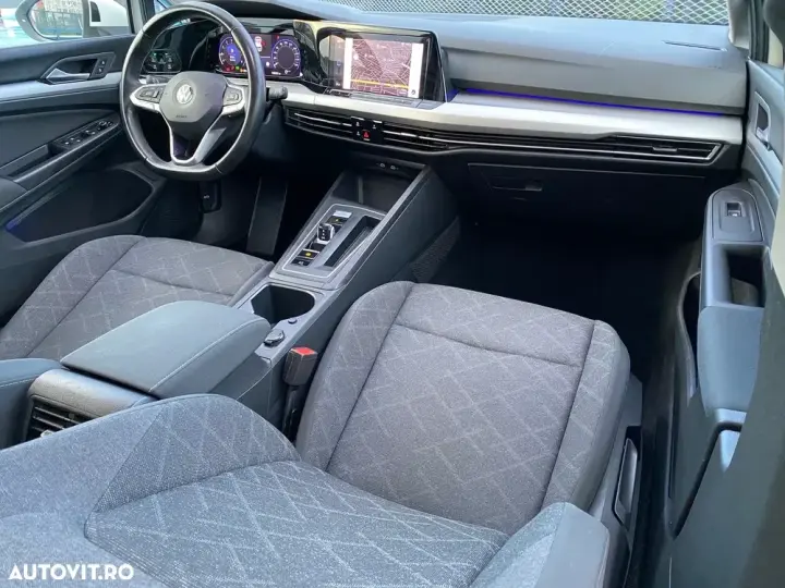 Volkswagen Golf 1.0 eTSI OPF DSG Life