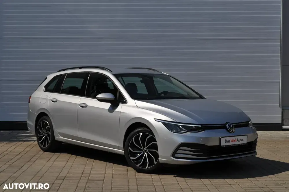 Volkswagen Golf VIII 2.0 TDI SCR DSG Life — imagine 5
