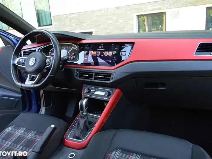 Volkswagen Polo VI 2.0 TSI OPF DSG GTI
