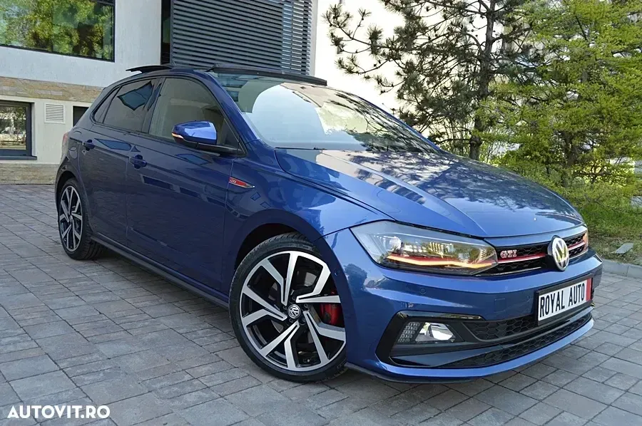Volkswagen Polo VI 2.0 TSI OPF DSG GTI — imagine 3
