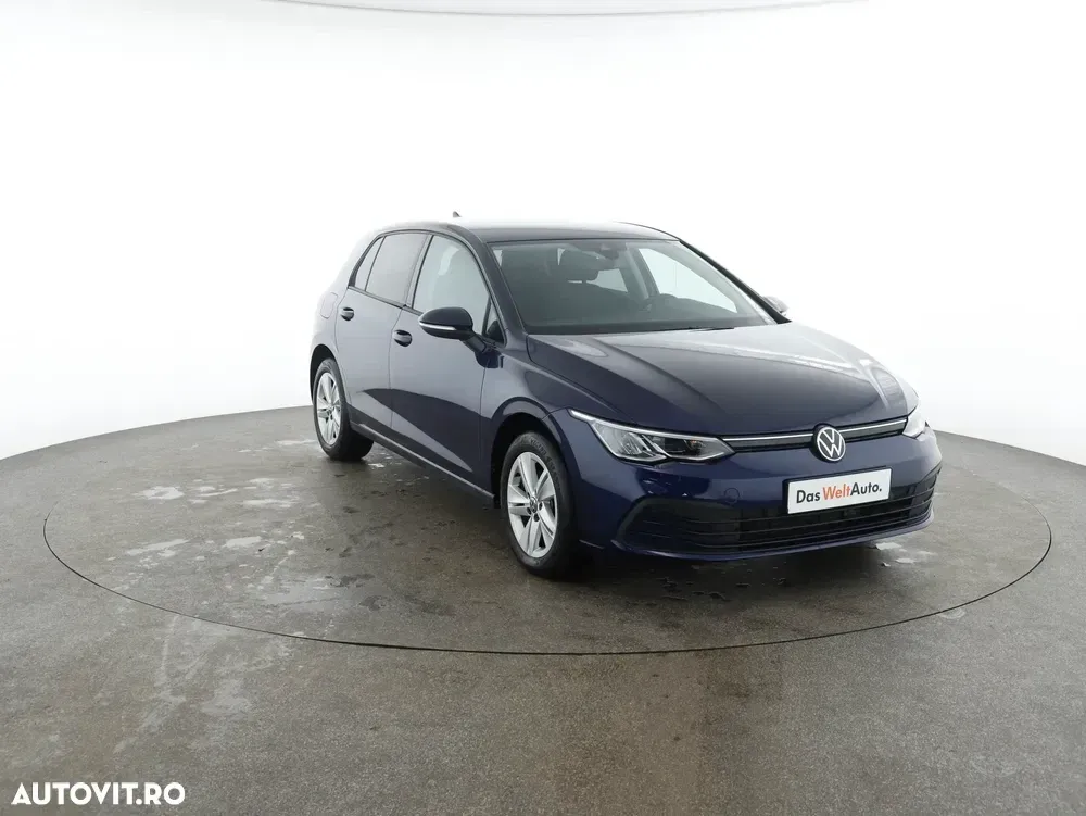 Volkswagen Golf VIII 2.0 TDI DSG Life — imagine 5