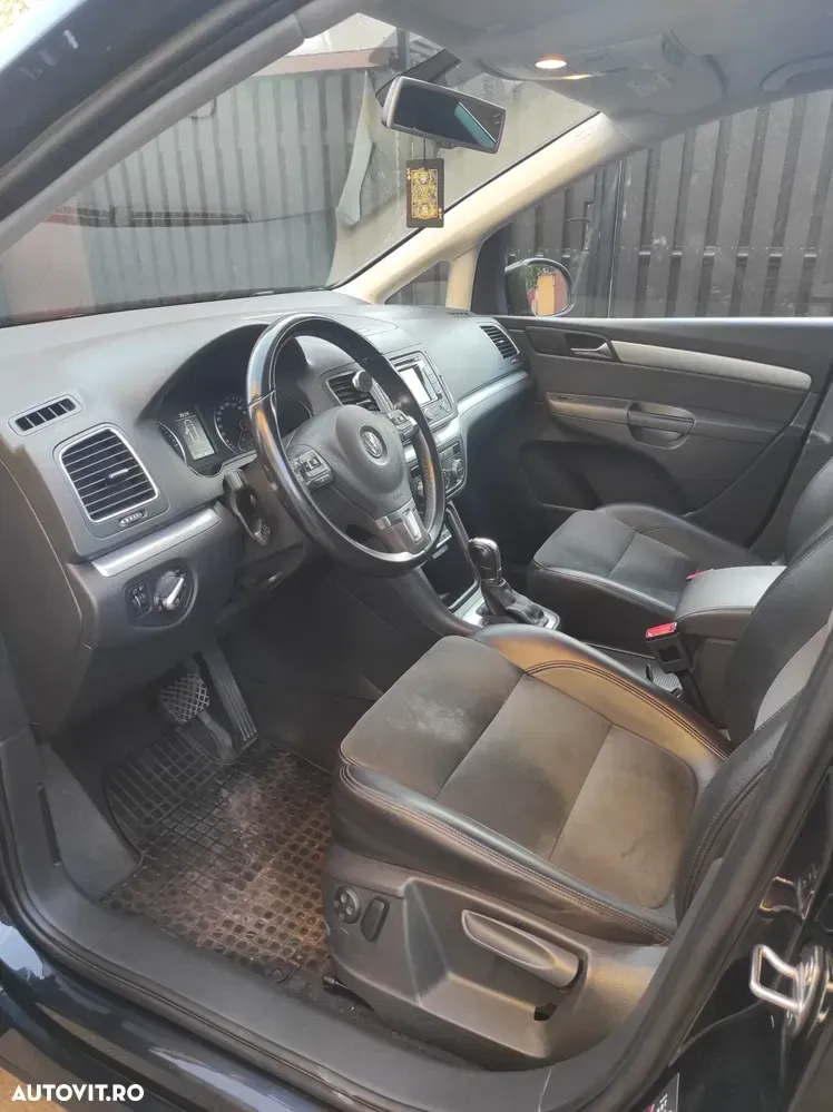 Volkswagen Sharan II 2.0 TDI DSG BlueMotion Technology Life — imagine 6