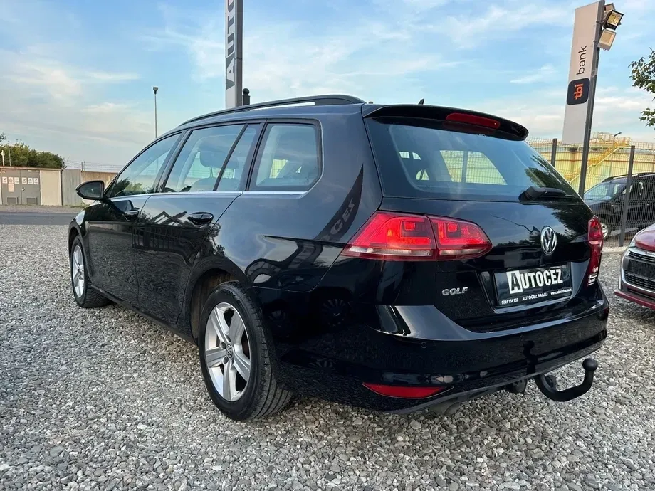 Volkswagen Golf 1.6 TDI BlueMotion Technology Comfortline — imagine 4