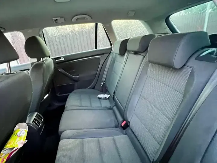 Volkswagen Golf VI