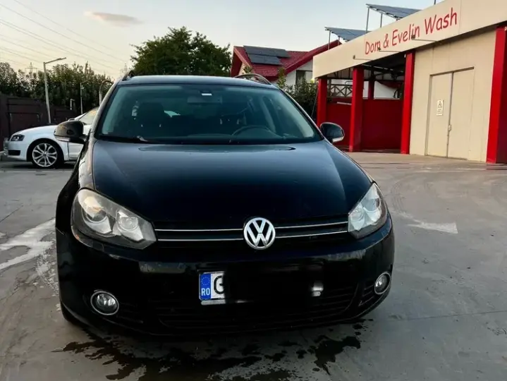 Volkswagen Golf VI