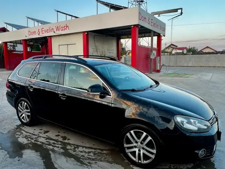 Volkswagen Golf VI