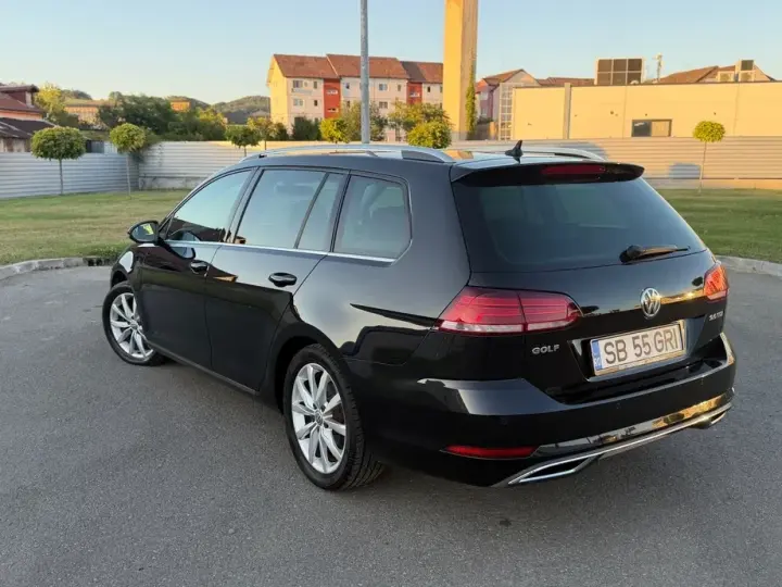 Volkswagen Golf VII 2.0 TDI Highline