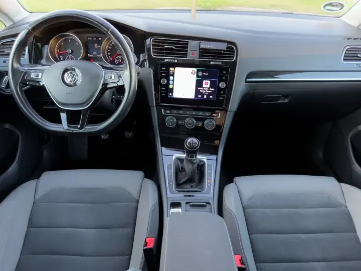 Volkswagen Golf VII 2.0 TDI Highline