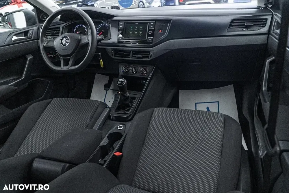 Volkswagen Polo 1.0 Comfortline — imagine 2