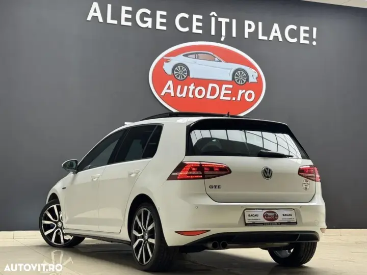 Volkswagen Golf VII