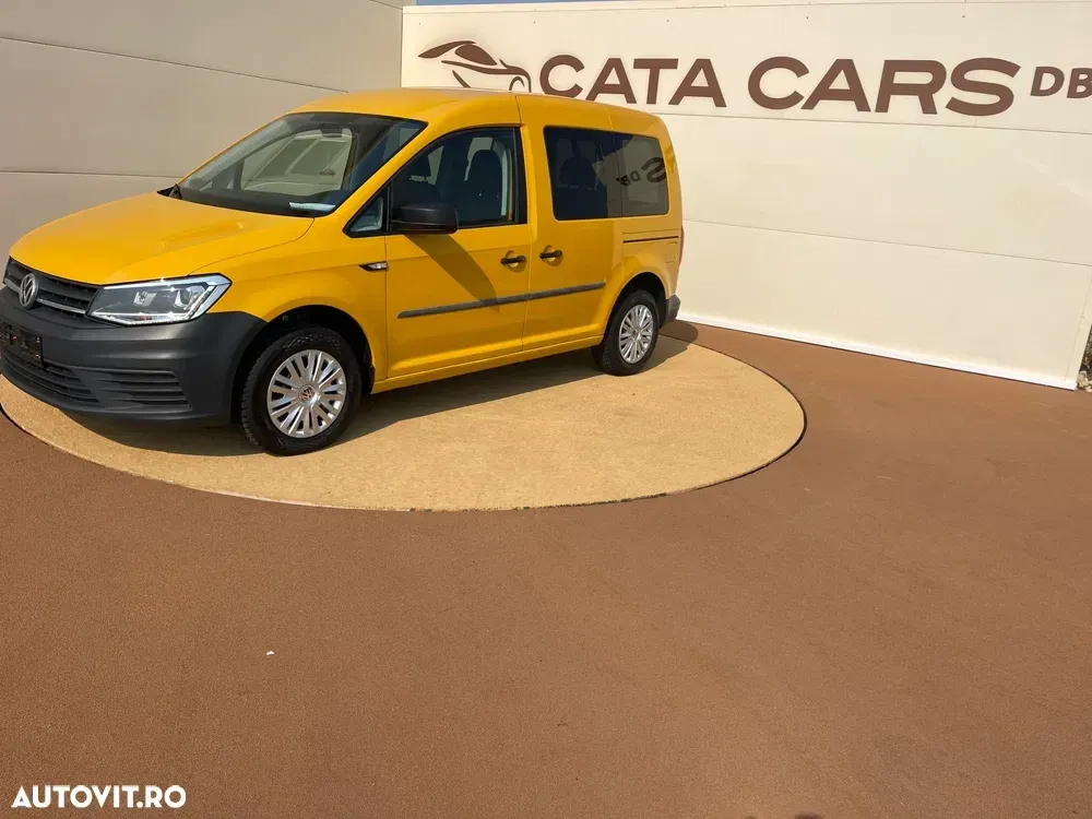 Volkswagen Caddy 2.0 Trendline — imagine 5