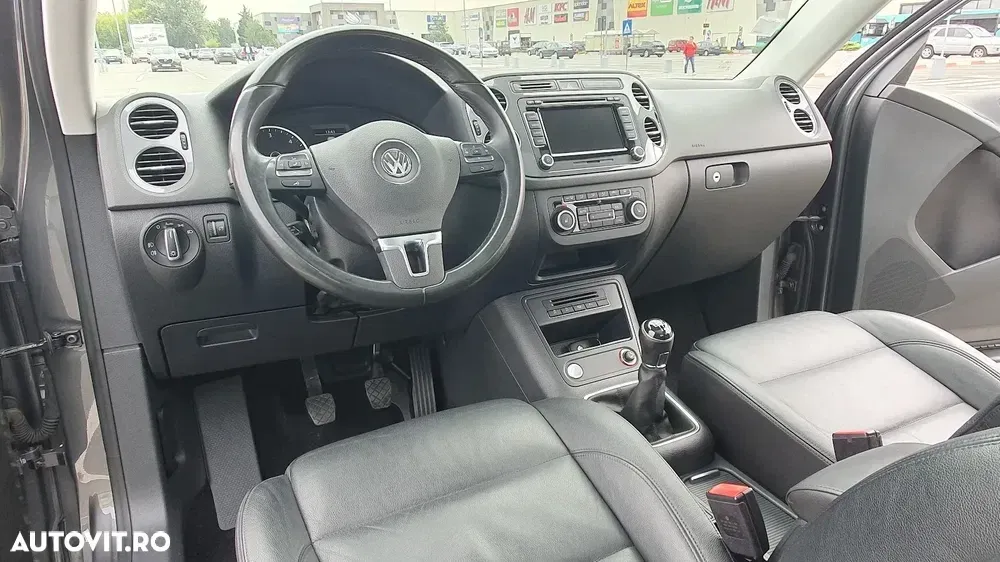 Volkswagen Tiguan I 2.0 TDI DPF BlueMotion Technology Lounge Sport & Style — imagine 3
