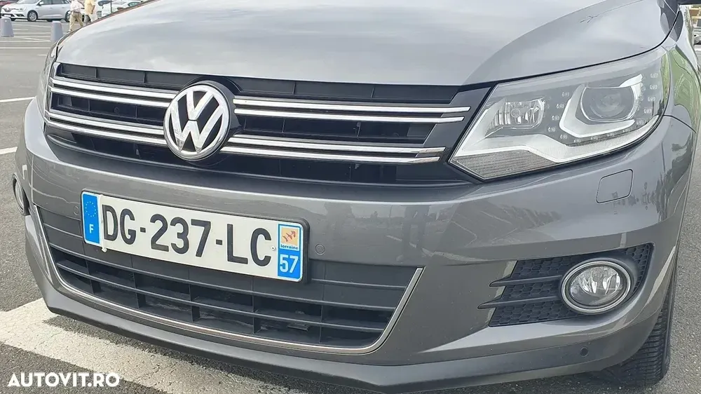 Volkswagen Tiguan I 2.0 TDI DPF BlueMotion Technology Lounge Sport & Style — imagine 4