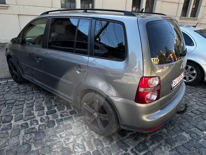 Volkswagen Touran 1.9TDI Basis