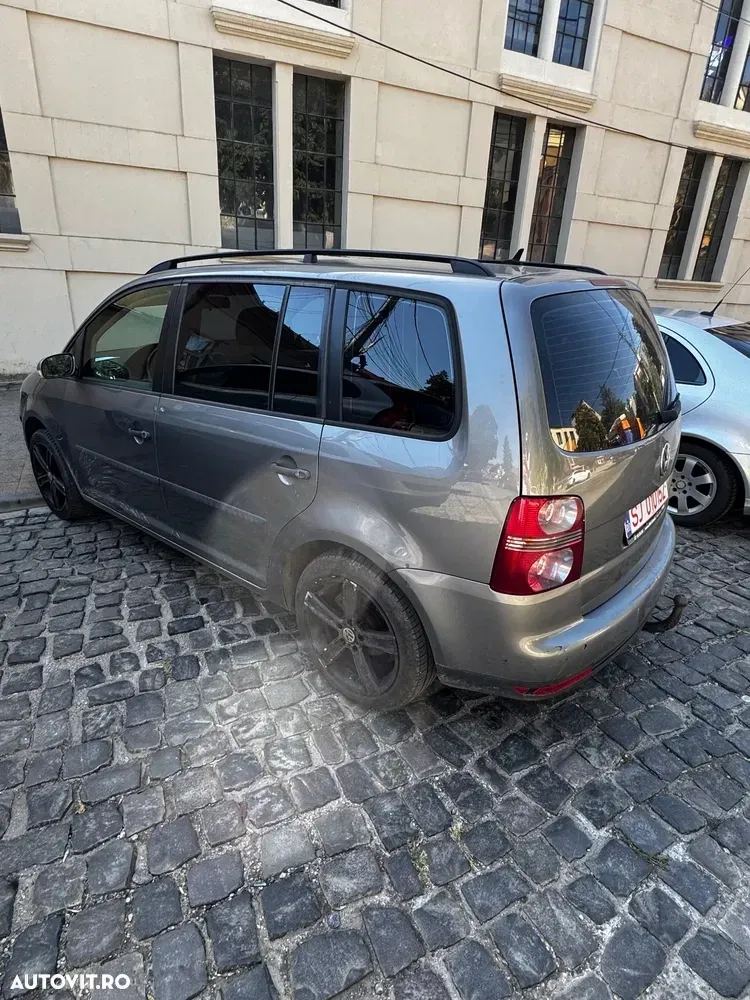 Volkswagen Touran 1.9TDI Basis — imagine 4
