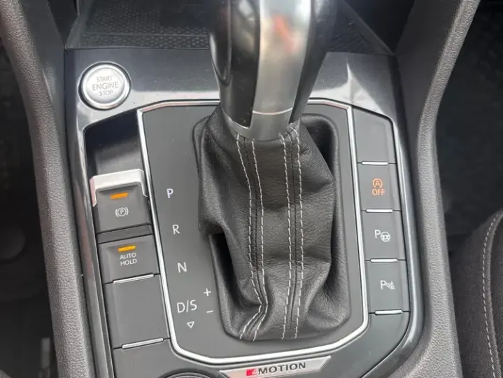 Volkswagen Tiguan II 2.0 TDI 4Mot DSG Highline