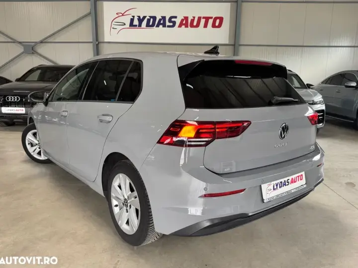 Volkswagen Golf 1.0 eTSI MHEV 110CP DSG Life
