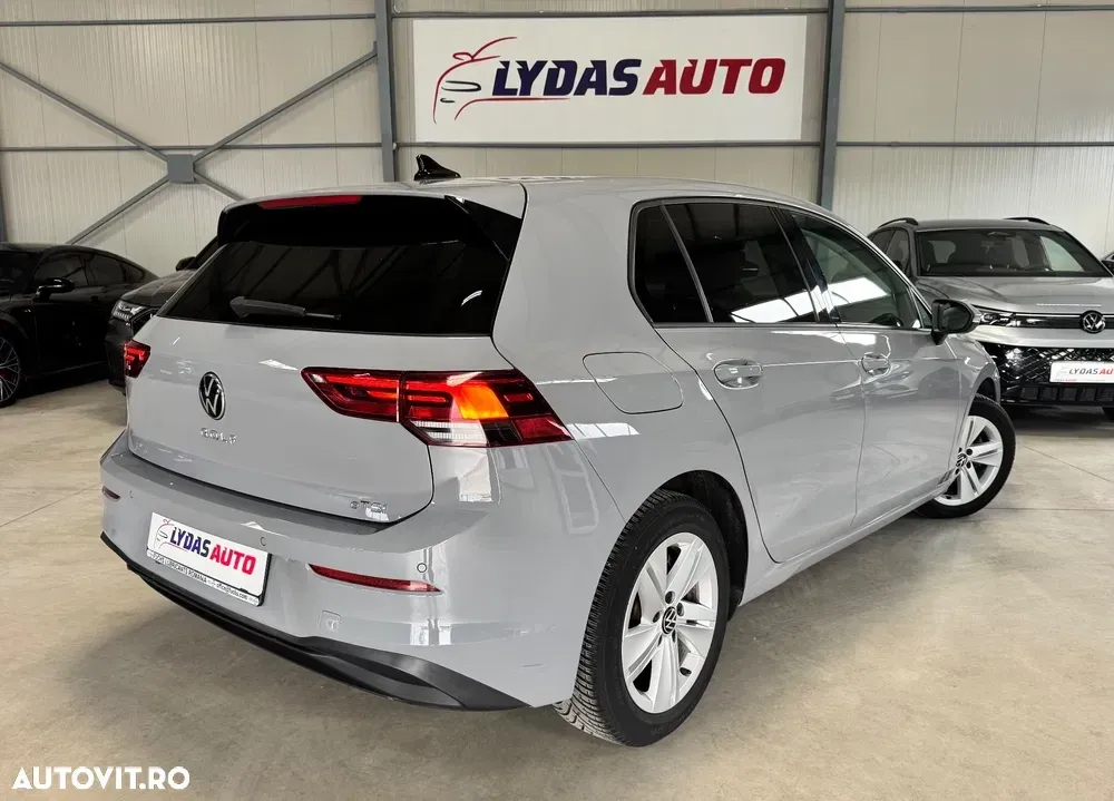 Volkswagen Golf 1.0 eTSI MHEV 110CP DSG Life — imagine 4
