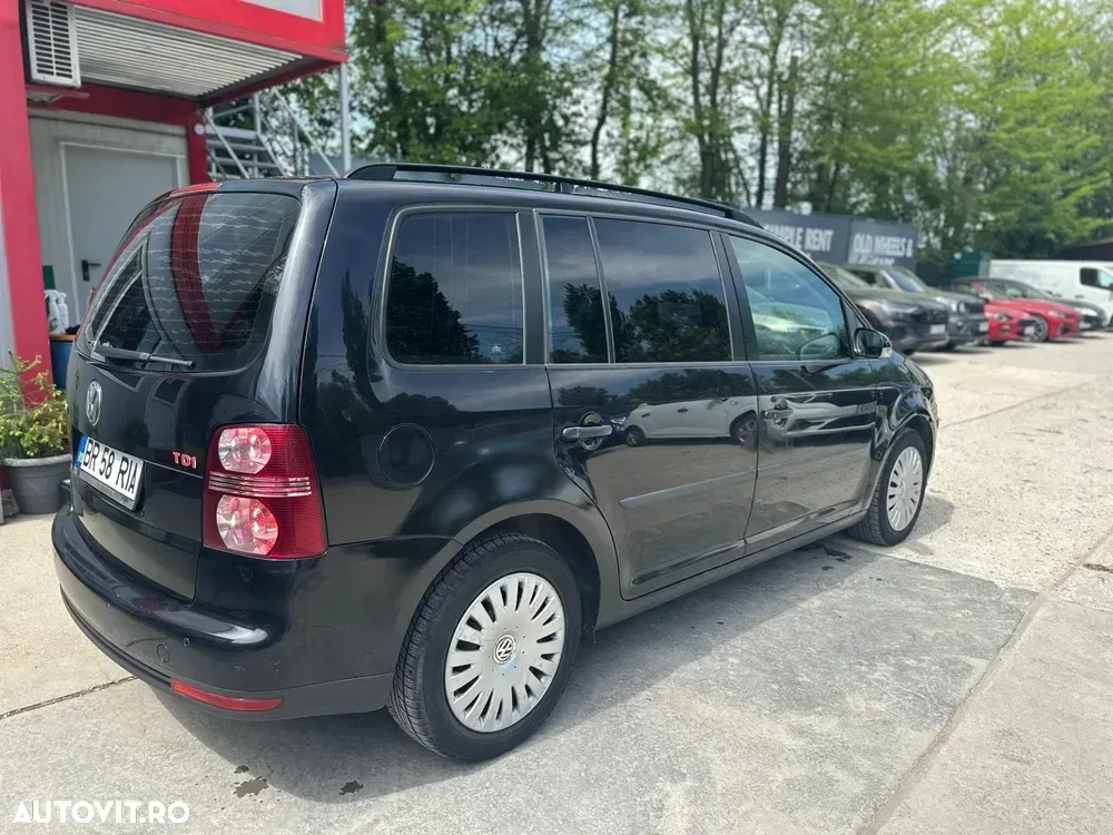 Volkswagen Touran I 1.9TDI Highline DSG — imagine 5
