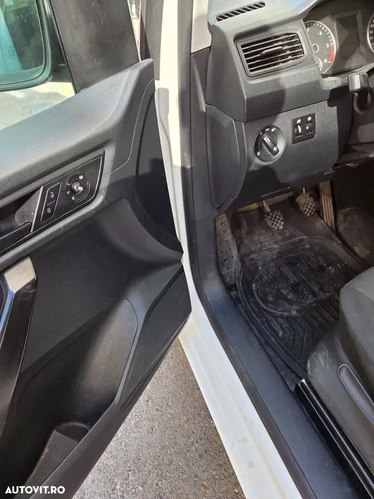 Volkswagen Caddy 2.0 Maxi — imagine 4