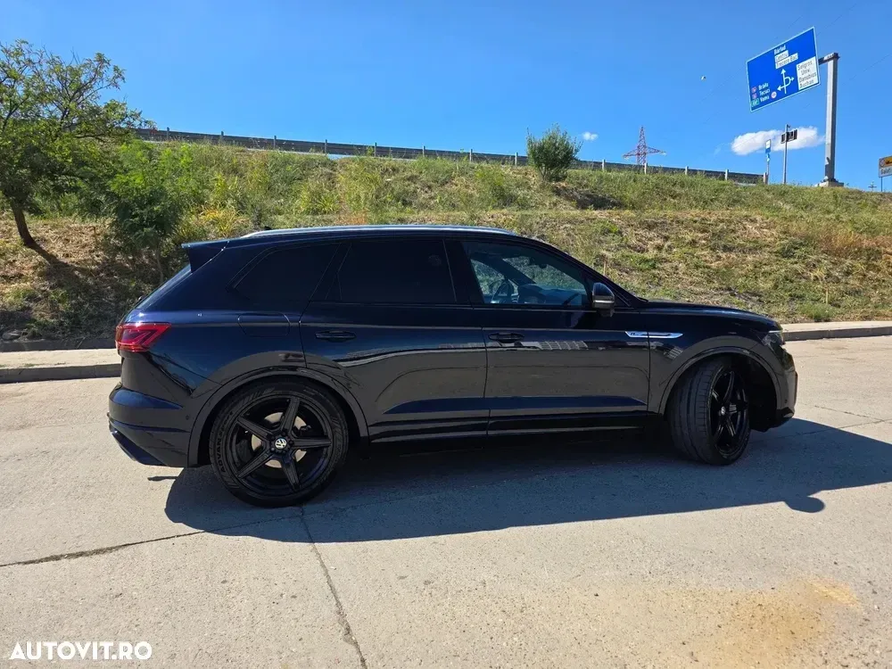 Volkswagen Touareg III V6 TDI R-Style — imagine 4