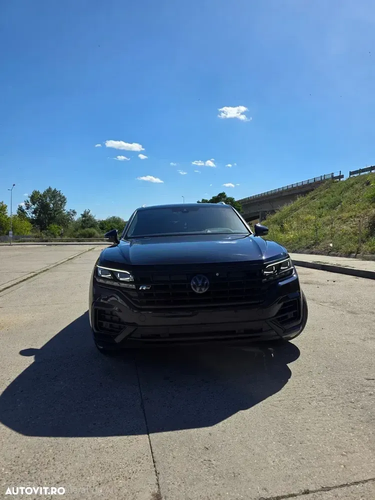 Volkswagen Touareg III V6 TDI R-Style — imagine 6