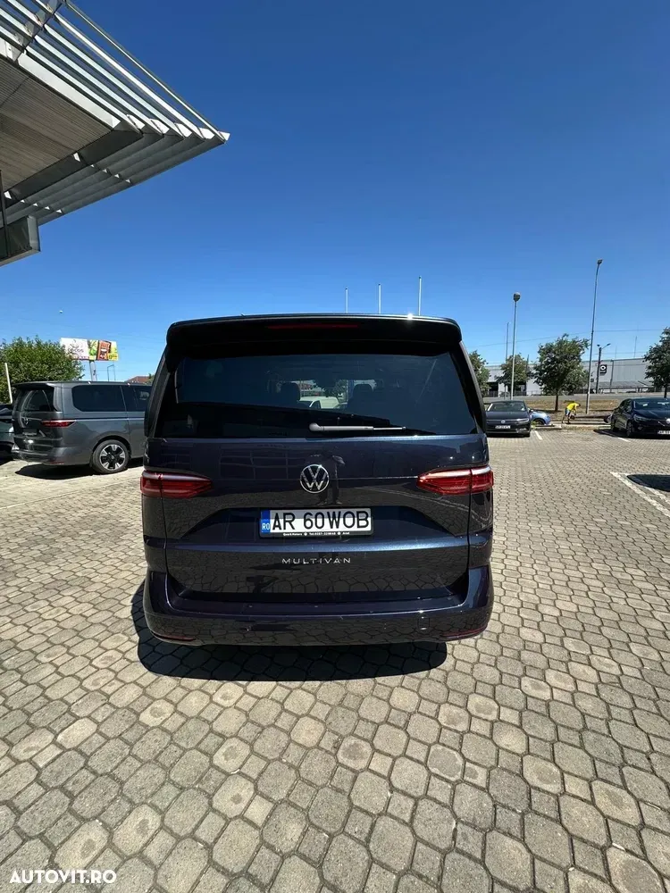 Volkswagen Multivan T6 2.0 TDI DSG 110KW Life — imagine 4