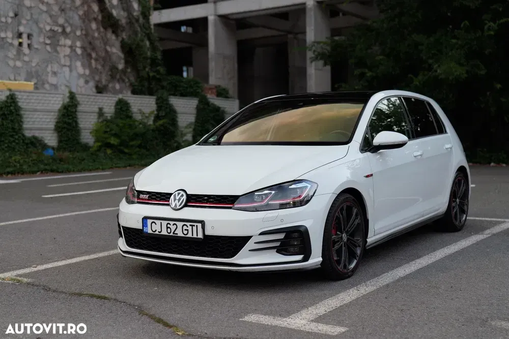 Volkswagen Golf VII 2.0 TSI DSG GTI Performance — imagine 2