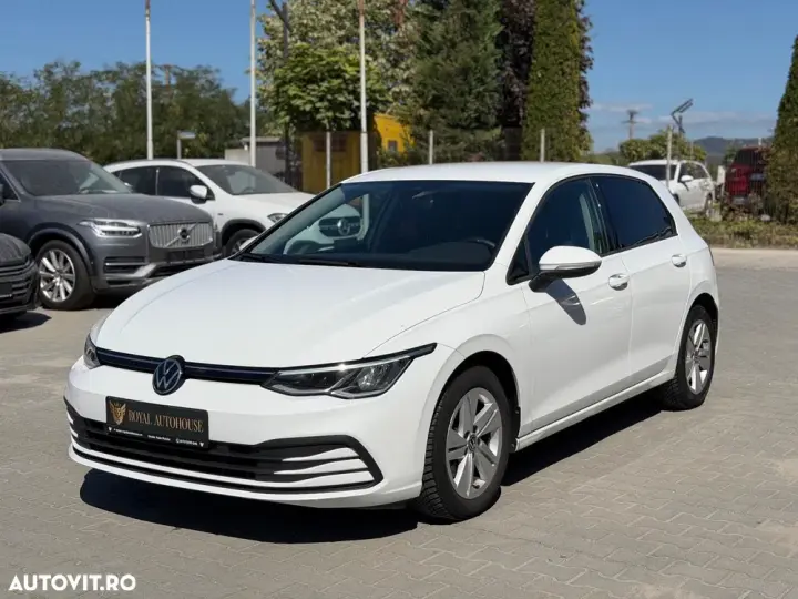 Volkswagen Golf VIII 1.0 TSI Life