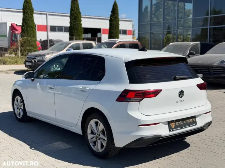 Volkswagen Golf VIII 1.0 TSI Life
