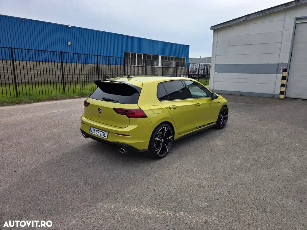 Volkswagen Golf VIII 2.0 TSI OPF DSG GTI Clubsport — imagine 4