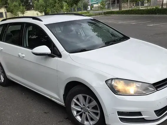 Volkswagen Golf VII 1.6 TDI BMT Trendline