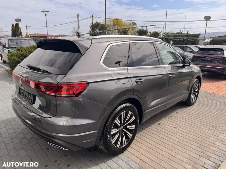 Volkswagen Touareg III V6 TDI 4MOTION Elegance