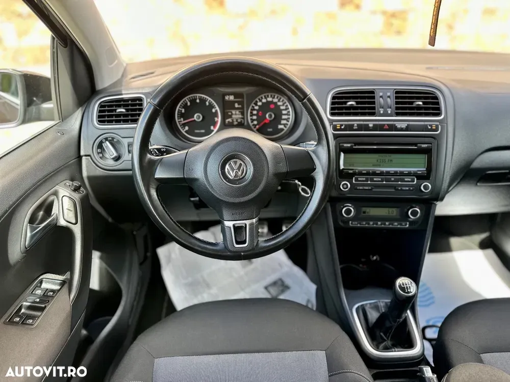 Volkswagen Polo V 1.2 TSI Style — imagine 5