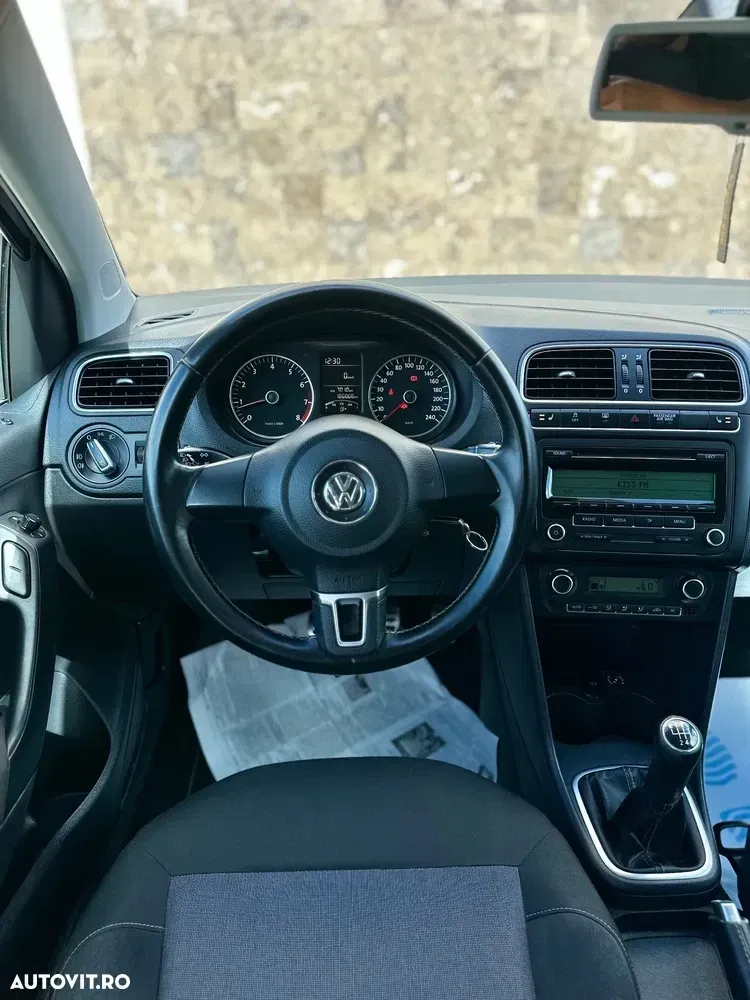 Volkswagen Polo V 1.2 TSI Style — imagine 6