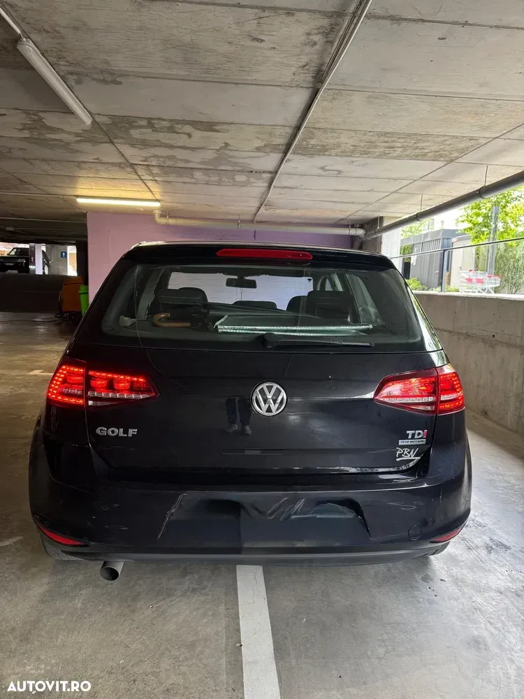 Volkswagen Golf VII 1.6 TDI DPF BlueMotion Technology Trendline — imagine 4