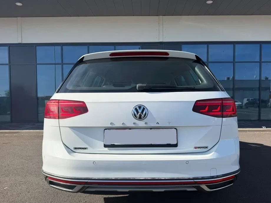 Volkswagen Passat Alltrack B8 2.0 TDI SCR 4Motion DSG — imagine 5