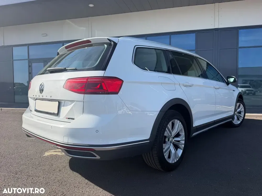 Volkswagen Passat Alltrack B8 2.0 TDI SCR 4Motion DSG — imagine 6