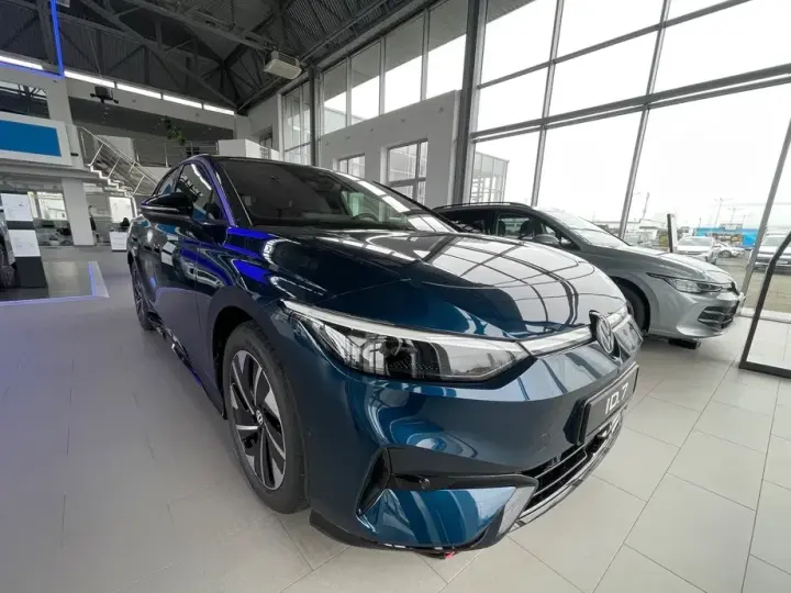 Volkswagen ID.7 77 kWh Pro