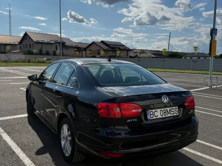 Volkswagen Jetta A6 1.6 TDI CR DPF Comfortline