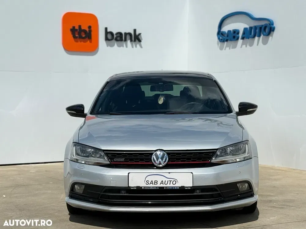 Volkswagen Jetta A6 2.0 TDI BlueMotion Technologie — imagine 2