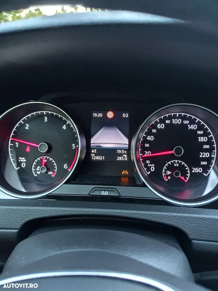 Volkswagen Golf VII 2.0 TDI BlueMotion Technology DSG Allstar — imagine 3