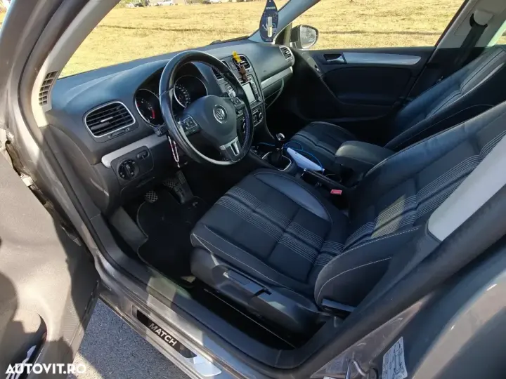 Volkswagen Golf VI 1.6 TDI DPF BMT Highline