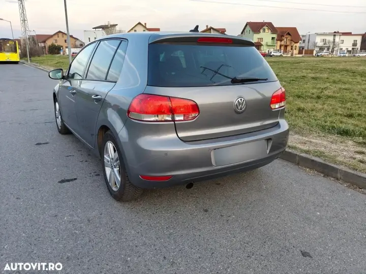 Volkswagen Golf VI 1.6 TDI DPF BMT Highline
