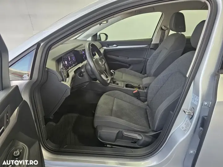 Volkswagen Golf VIII 1.0 TSI Life