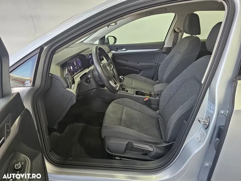 Volkswagen Golf VIII 1.0 TSI Life — imagine 6