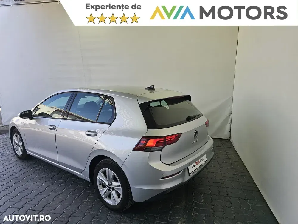 Volkswagen Golf VIII 1.0 TSI Life — imagine 3