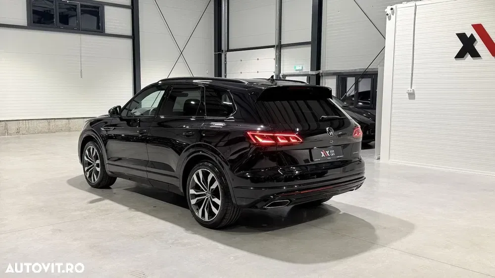 Volkswagen Touareg III V6 TSI eHybrid PHEV R — imagine 4